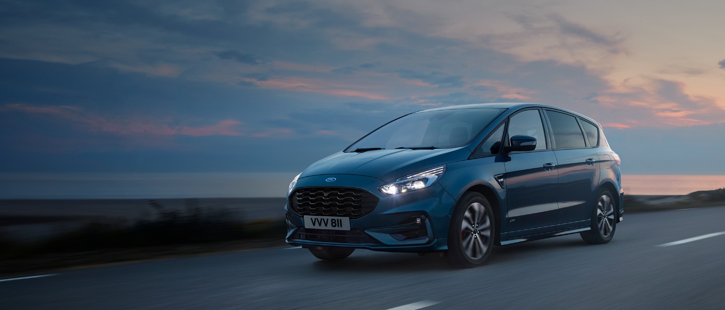 The New Ford S-Max ST-Line - Sporty & Stylish MPV